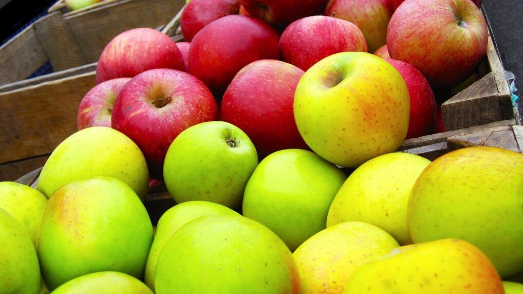 Selection of Different Apple Varieties